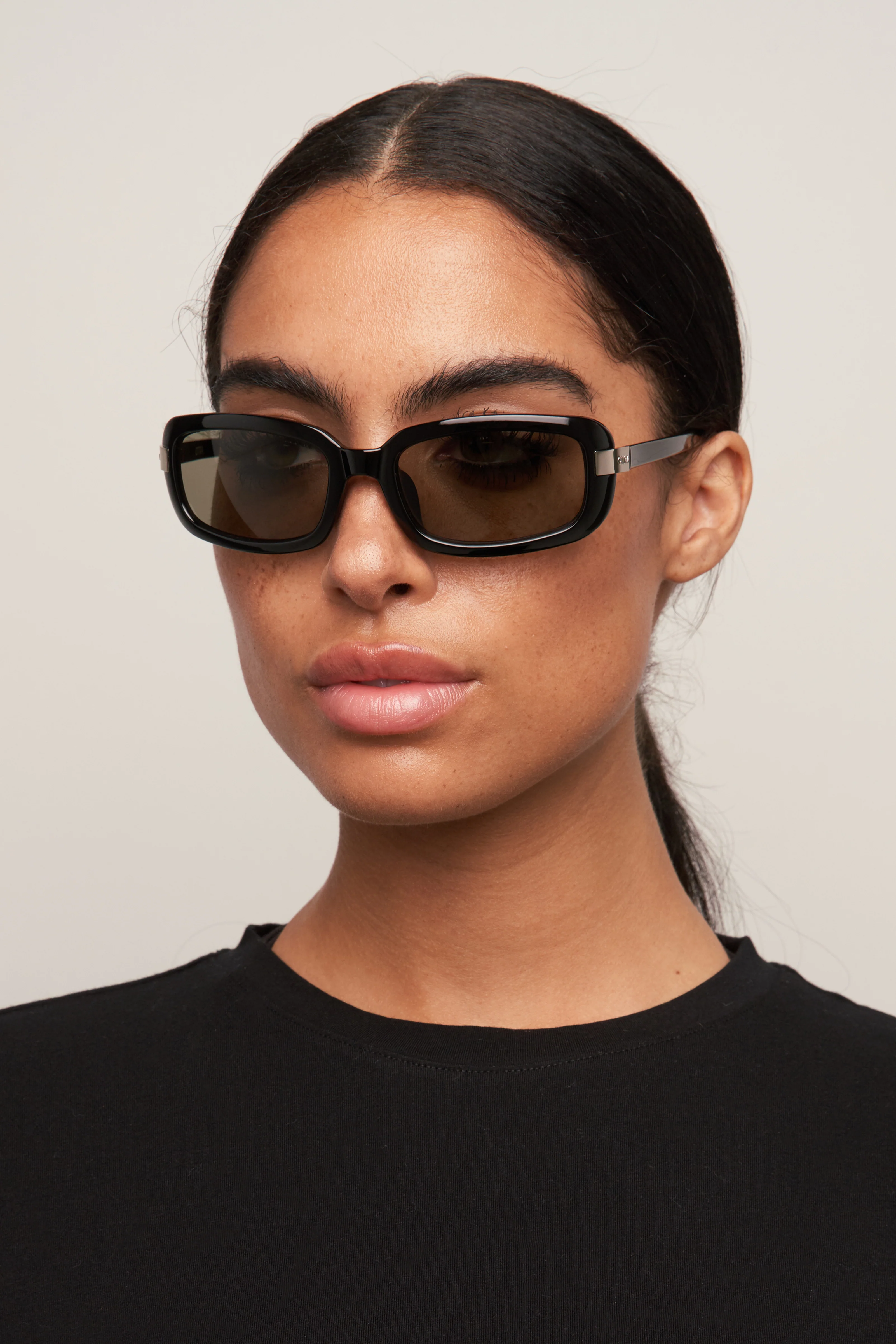 Delilah - Black/Smoke - Image 4